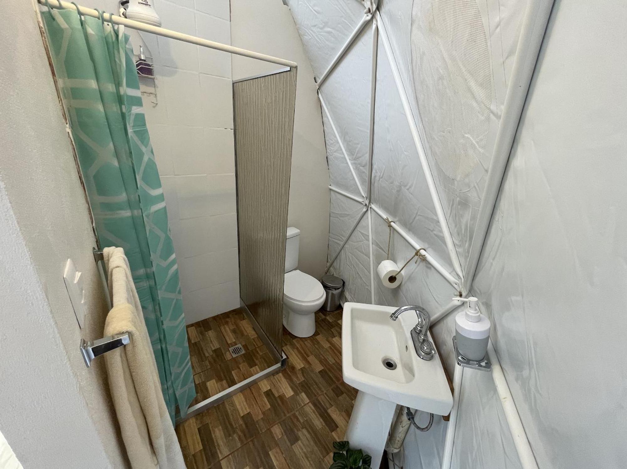 La Comarca River Glamping Dome Near Manuel Antonio Exterior foto
